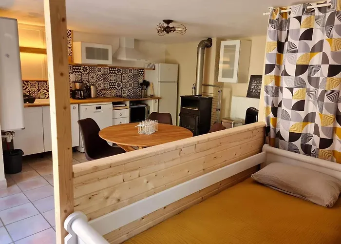 B&B Le Domaine De La Claire Fontaine -chambres D'hotes 4*