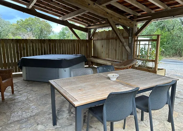 Le Domaine De La Claire Fontaine -chambres D'hotes