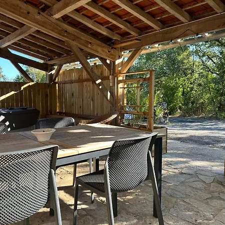 Le Domaine De La Claire Fontaine -chambres D'hotes 4* Montvalent