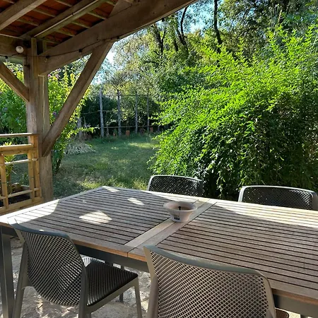 Bed & Breakfast Le Domaine De La Claire Fontaine -chambres D'hotes