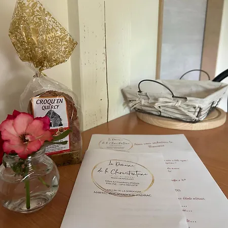 Le Domaine De La Claire Fontaine -chambres D'hotes 4*