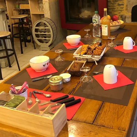 Bed & Breakfast Le Domaine De La Claire Fontaine -chambres D'hotes 4*