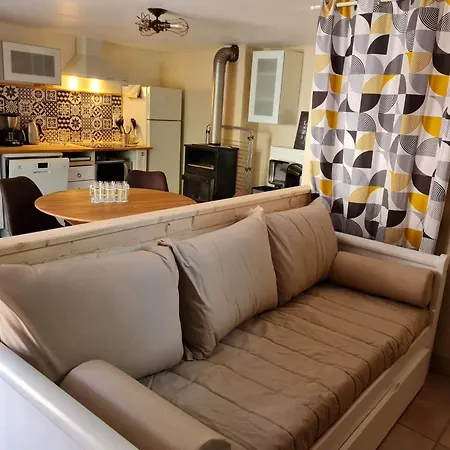 Le Domaine De La Claire Fontaine -chambres D'hotes 4* Montvalent