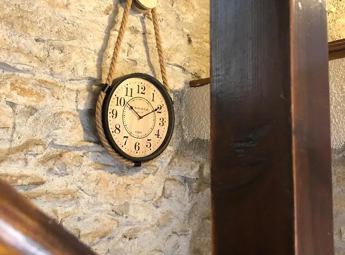 Bed & Breakfast Le Domaine De La Claire Fontaine -chambres D'hotes Montvalent