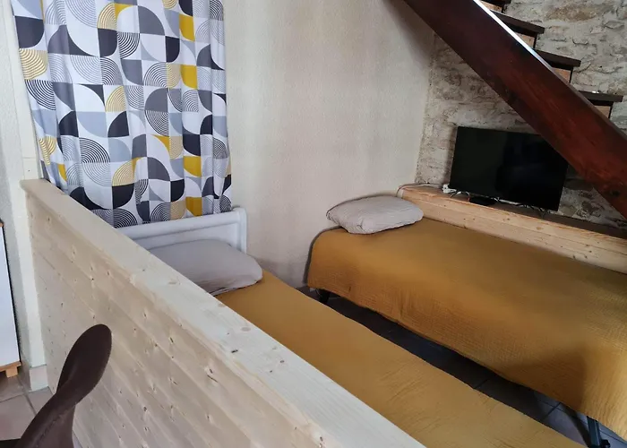 Bed & Breakfast Le Domaine De La Claire Fontaine -chambres D'hotes 4*