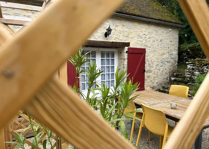 Le Domaine De La Claire Fontaine -chambres D'hotes 4*