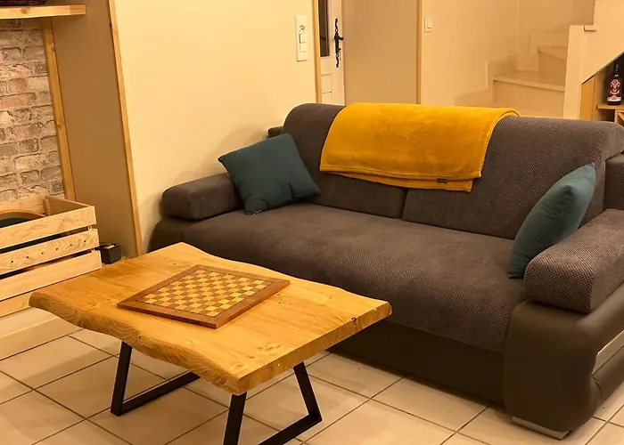 Le Domaine De La Claire Fontaine -chambres D'hotes 4*