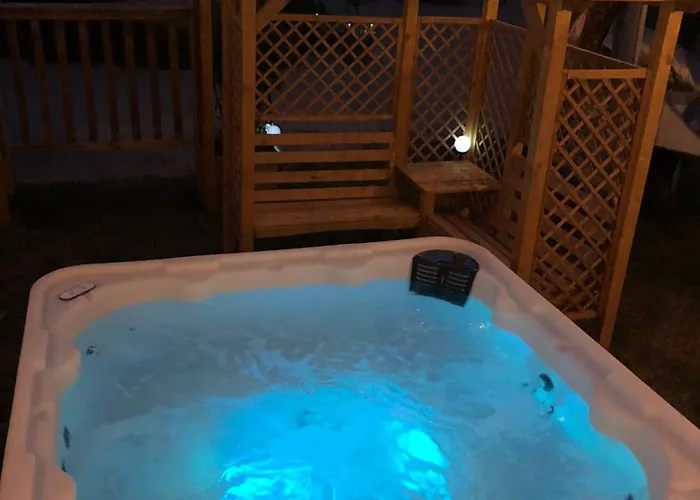 Le Domaine De La Claire Fontaine -chambres D'hotes Bed & Breakfast