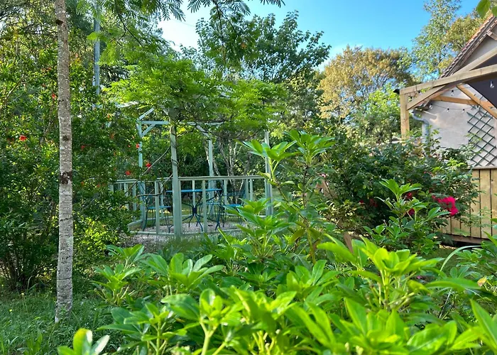 Le Domaine De La Claire Fontaine -chambres D'hotes 4*