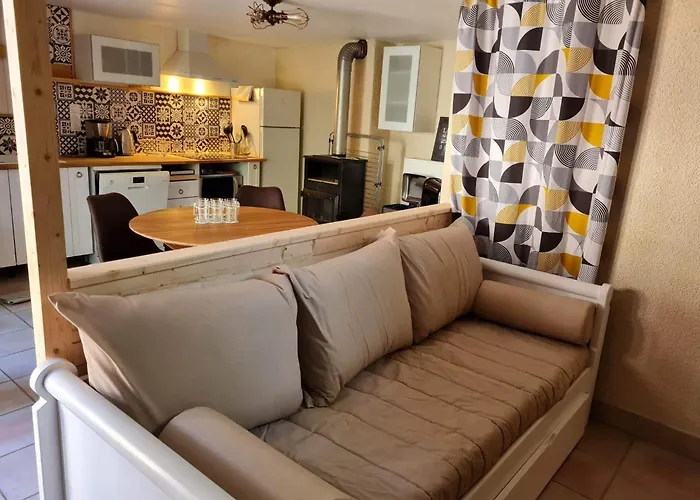 Le Domaine De La Claire Fontaine -chambres D'hotes 4* Montvalent