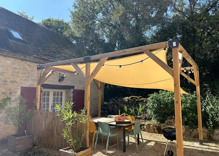 Bed & Breakfast Le Domaine De La Claire Fontaine -chambres D'hotes Montvalent